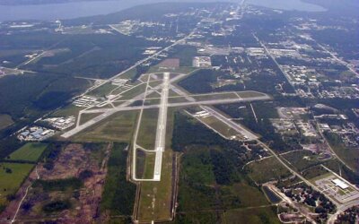 Palatka plans new jet hangar, city reviews Jax airport taxiway extension